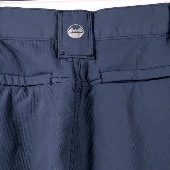 Wrangler Mens 30 ATG Outdoor Shorts Polyester Blue Hiking Cargo Utility Pockets - Picture 11 of 12